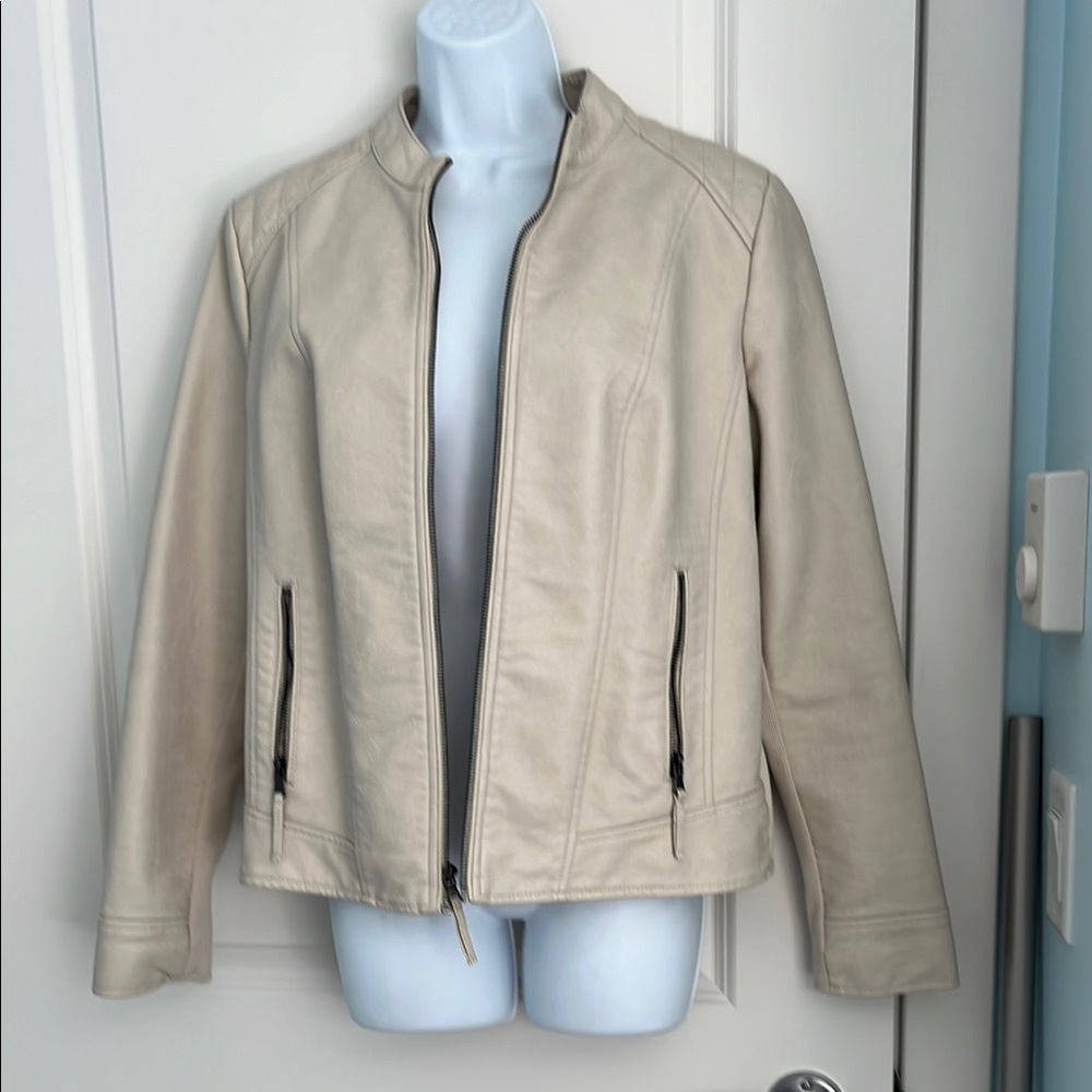 G.H. Bass & Co. Cream faux Leather Jacket Timeless Minimalist Design